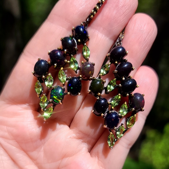 Black Opal & Peridot sterling & Rhodium chandelier earrings - Picture 4 of 13